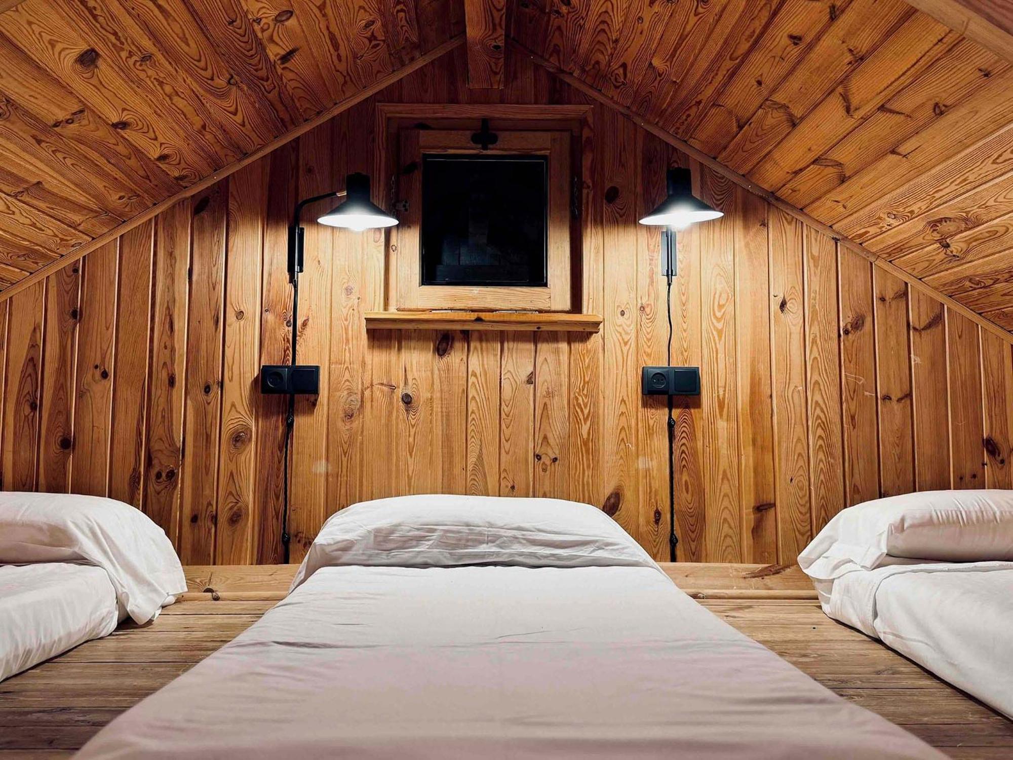 Basecamps Cerdanya Caixans Quarto foto